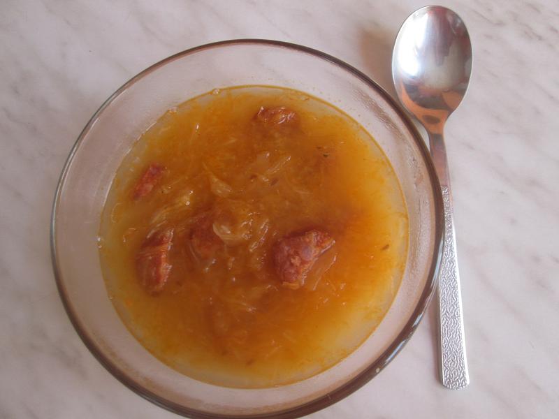 polievka z kyslej kapusty lacny recept
